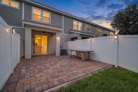 Touwnhouse à vendre à Orlando, Floride: 3 chambres, 128.95 m2 № 2280583 - photo 24