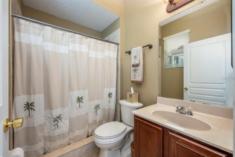 House in Oviedo, Florida 5 bedrooms, 318.28 sq.m. № 1792975 - photo 17