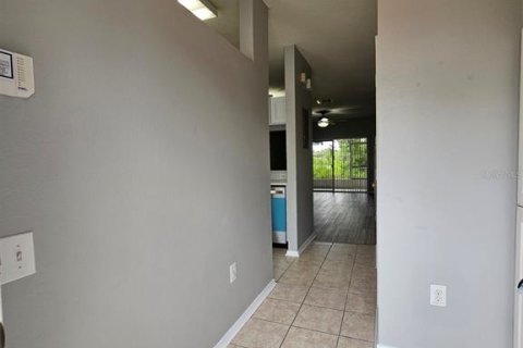Touwnhouse à louer à Brandon, Floride: 2 chambres, 110 m2 № 1912030 - photo 2