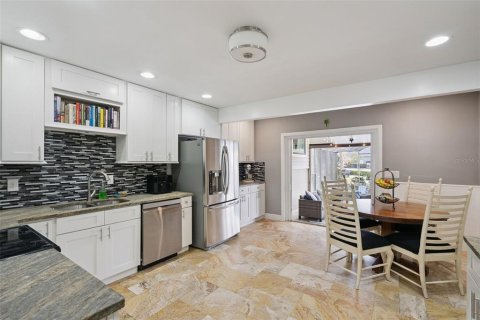 Casa en venta en Orlando, Florida, 4 dormitorios, 300.72 m2 № 2201234 - foto 20