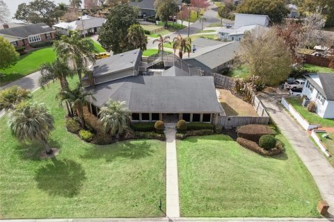Casa en venta en Orlando, Florida, 4 dormitorios, 300.72 m2 № 2201234 - foto 4