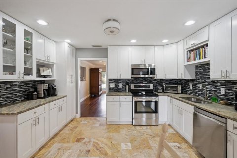 Casa en venta en Orlando, Florida, 4 dormitorios, 300.72 m2 № 2201234 - foto 16