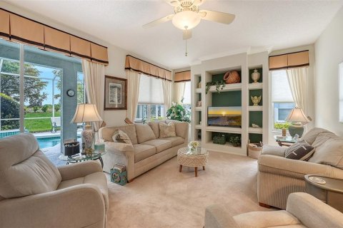 House in Sarasota, Florida 3 bedrooms, 154.03 sq.m. № 2156990 - photo 18