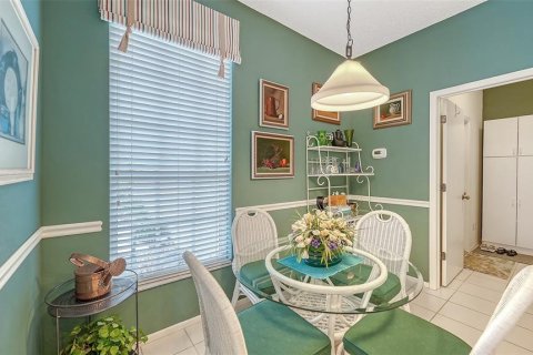 House in Sarasota, Florida 3 bedrooms, 154.03 sq.m. № 2156990 - photo 8