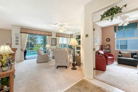 House in Sarasota, Florida 3 bedrooms, 154.03 sq.m. № 2156990 - photo 16