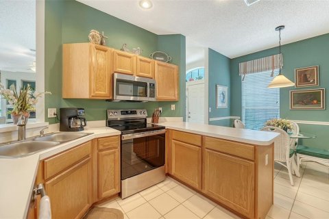 House in Sarasota, Florida 3 bedrooms, 154.03 sq.m. № 2156990 - photo 10