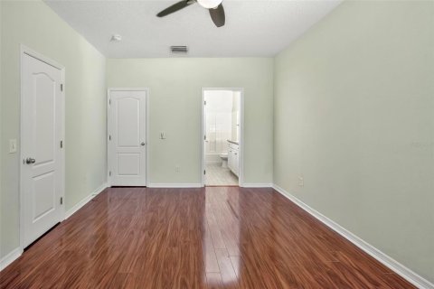 Townhouse in Fish Hawk, Florida 2 bedrooms, 128.48 sq.m. № 2151530 - photo 21