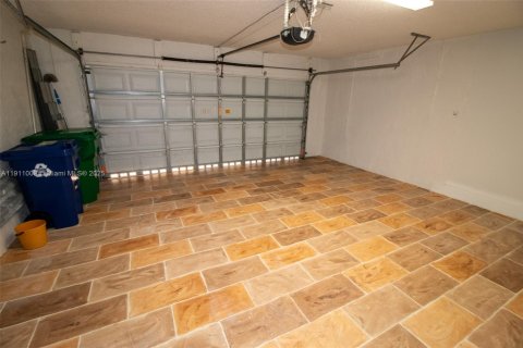 Villa ou maison à louer à Coral Springs, Floride: 4 chambres, 205.04 m2 № 1967366 - photo 17