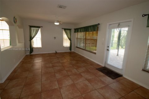 Villa ou maison à louer à Coral Springs, Floride: 4 chambres, 205.04 m2 № 1967366 - photo 1