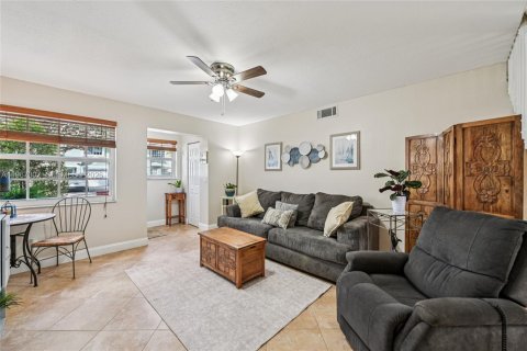 Touwnhouse à vendre à Cooper City, Floride: 3 chambres, 138.24 m2 № 2029510 - photo 4