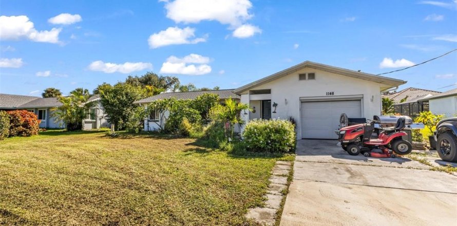 Villa ou maison à Port Charlotte, Floride 2 chambres, 124.86 m2 № 2391070