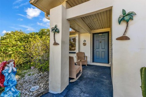 Villa ou maison à vendre à Port Charlotte, Floride: 2 chambres, 124.86 m2 № 2391070 - photo 3