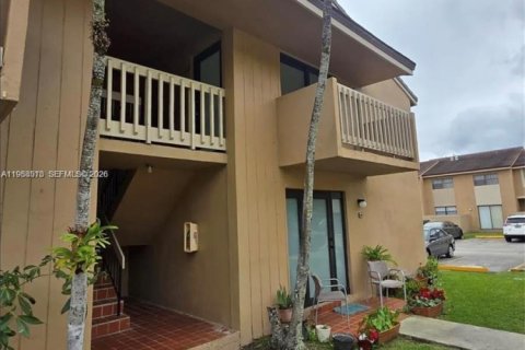 Copropriété à louer à Miami, Floride: 3 chambres, 103.49 m2 № 2050511 - photo 9