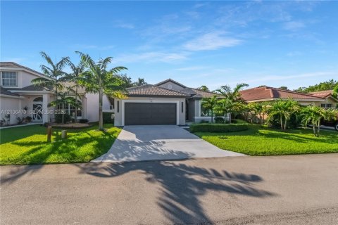 Casa en venta en Pembroke Pines, Florida, 3 dormitorios, 160.81 m2 № 2419439 - foto 13