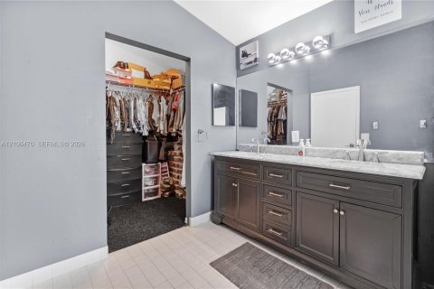 Casa en venta en Pembroke Pines, Florida, 3 dormitorios, 160.81 m2 № 2419439 - foto 17