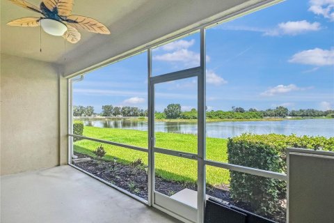 Townhouse in Parrish, Florida 2 bedrooms, 133.41 sq.m. № 1894202 - photo 13
