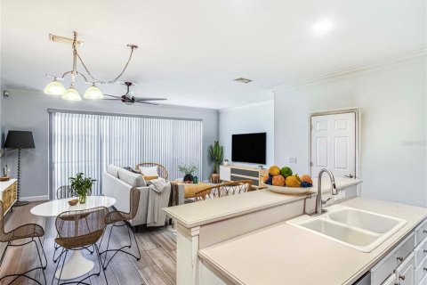 Townhouse in Parrish, Florida 2 bedrooms, 133.41 sq.m. № 1894202 - photo 4