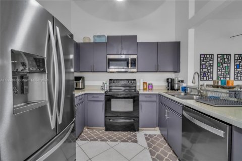 House in Boca Raton, Florida 3 bedrooms, 106.65 sq.m. № 1696278 - photo 14