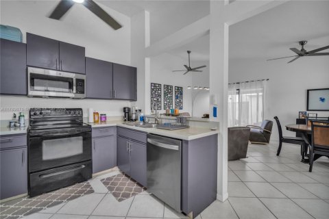 House in Boca Raton, Florida 3 bedrooms, 106.65 sq.m. № 1696278 - photo 15