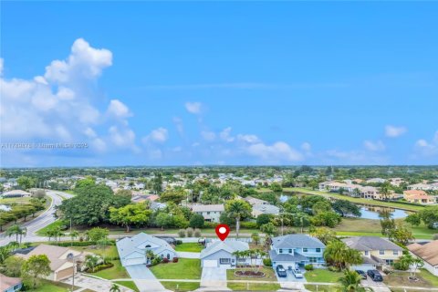 House in Boca Raton, Florida 3 bedrooms, 106.65 sq.m. № 1696278 - photo 21