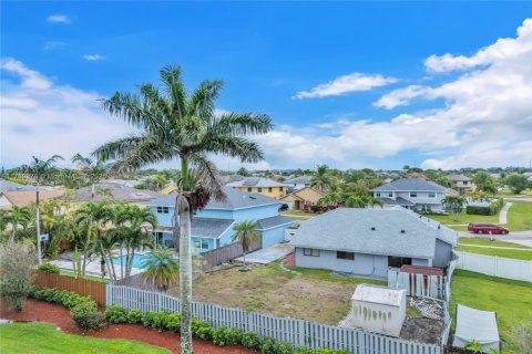 House in Boca Raton, Florida 3 bedrooms, 106.65 sq.m. № 1696278 - photo 27