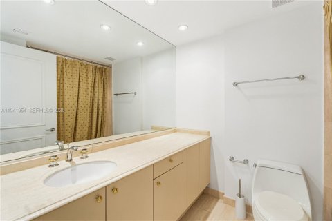 Condominio en alquiler en Key Biscayne, Florida, 4 dormitorios, 341.88 m2 № 1998764 - foto 27