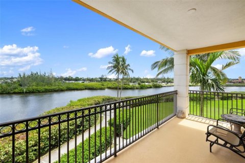 Condominio en venta en Venice, Florida, 2 dormitorios, 195.19 m2 № 1886184 - foto 3