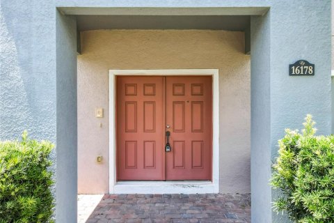 Townhouse in Orlando, Florida 4 bedrooms, 170.57 sq.m. № 1883220 - photo 5