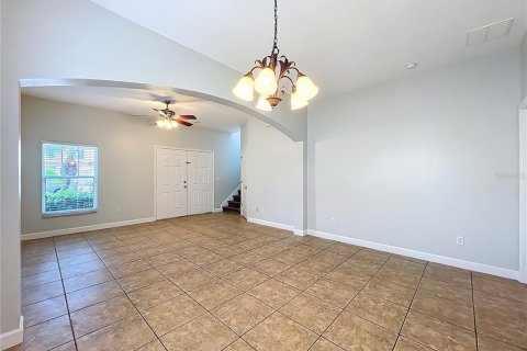 Townhouse in Orlando, Florida 4 bedrooms, 170.57 sq.m. № 1883220 - photo 12