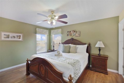 House in Davenport, Florida 6 bedrooms, 257.43 sq.m. № 1535373 - photo 14