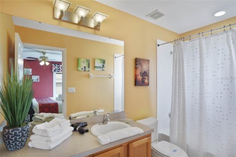 House in Davenport, Florida 6 bedrooms, 257.43 sq.m. № 1535373 - photo 19