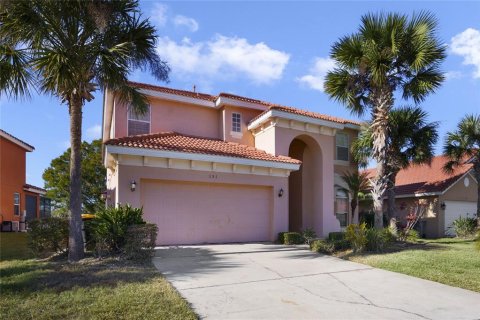 House in Davenport, Florida 6 bedrooms, 257.43 sq.m. № 1535373 - photo 3