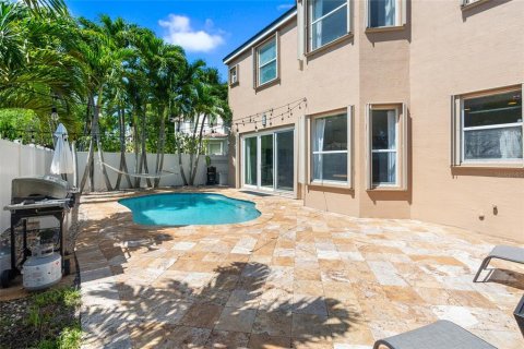 House in Miramar, Florida 5 bedrooms, 322.28 sq.m. № 1849832 - photo 26