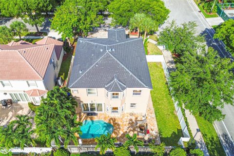 House in Miramar, Florida 5 bedrooms, 322.28 sq.m. № 1849832 - photo 27