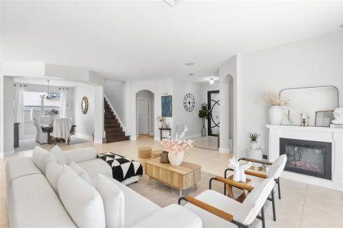 House in Miramar, Florida 5 bedrooms, 322.28 sq.m. № 1849832 - photo 1