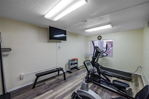 Condo in Sarasota, Florida, 2 bedrooms  № 1918943 - photo 28