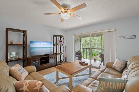 Condo in Sarasota, Florida, 2 bedrooms  № 1918943 - photo 6
