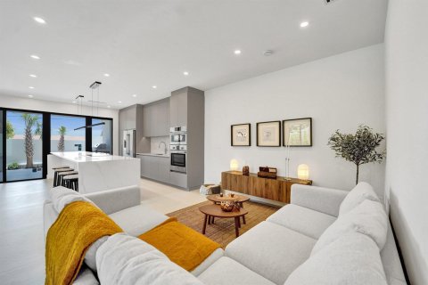 Townhouse in Fort Lauderdale, Florida 3 bedrooms, 257.8 sq.m. № 2246932 - photo 8