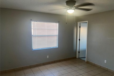 Casa en alquiler en Tampa, Florida, 3 dormitorios, 150.59 m2 № 1567354 - foto 13