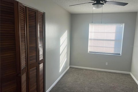 Casa en alquiler en Tampa, Florida, 3 dormitorios, 150.59 m2 № 1567354 - foto 8
