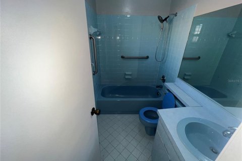 Casa en alquiler en Tampa, Florida, 3 dormitorios, 150.59 m2 № 1567354 - foto 12