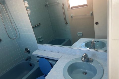 Casa en alquiler en Tampa, Florida, 3 dormitorios, 150.59 m2 № 1567354 - foto 11