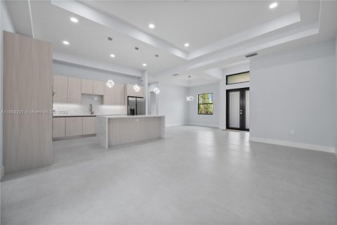 Casa en venta en Naples, Florida, 4 dormitorios, 164.81 m2 № 1898331 - foto 8