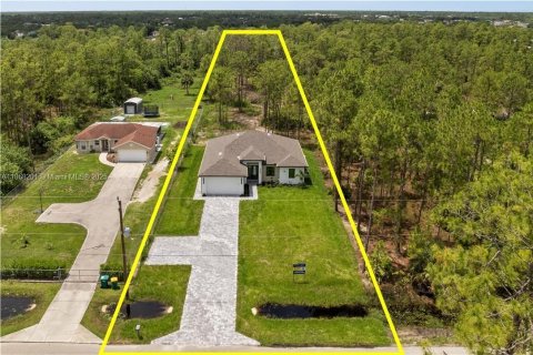 Casa en venta en Naples, Florida, 4 dormitorios, 164.81 m2 № 1898331 - foto 2