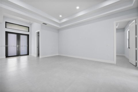 Casa en venta en Naples, Florida, 4 dormitorios, 164.81 m2 № 1898331 - foto 5