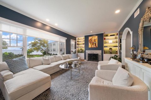 Adosado en venta en Tampa, Florida, 3 dormitorios, 260.78 m2 № 2356682 - foto 10
