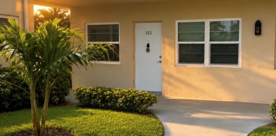 Condo in Vero Beach, Florida, 1 bedroom № 2177073