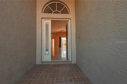 Villa ou maison à louer à Riverview, Floride: 3 chambres, 152.36 m2 № 2425768 - photo 7