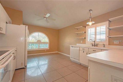 Villa ou maison à louer à Riverview, Floride: 3 chambres, 152.36 m2 № 2425768 - photo 16