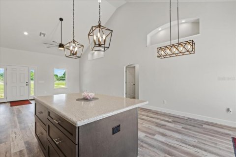 House in Bell, Florida 4 bedrooms, 184.32 sq.m. № 1675194 - photo 9
